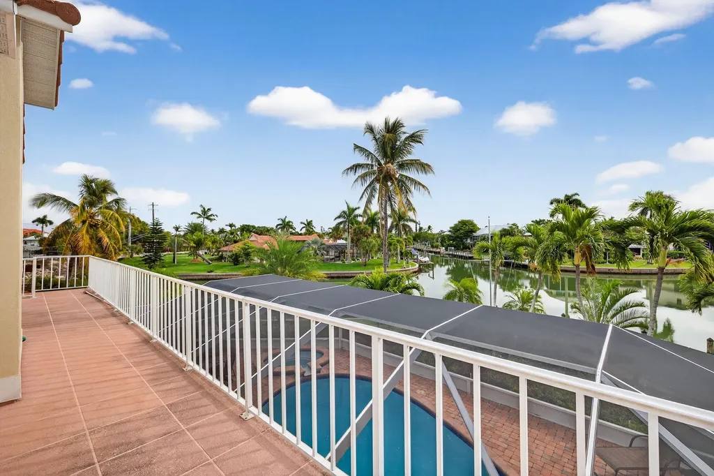 819 Tulip Lane Sanibel FL 33957