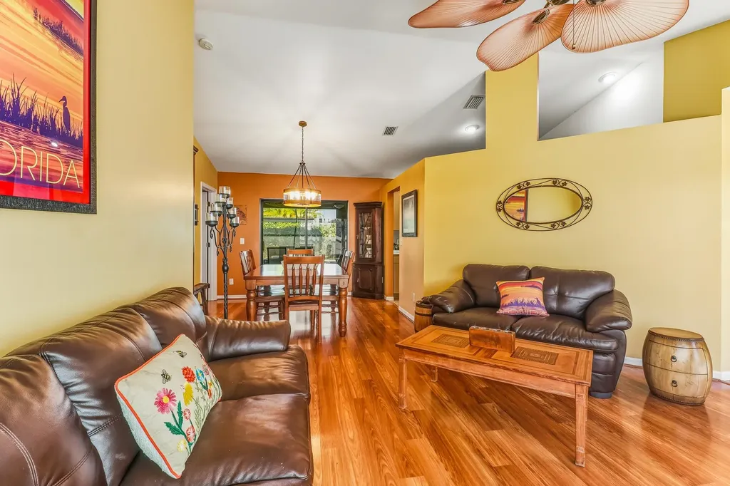 1425 SE 21st Terrace Cape Coral FL 33990