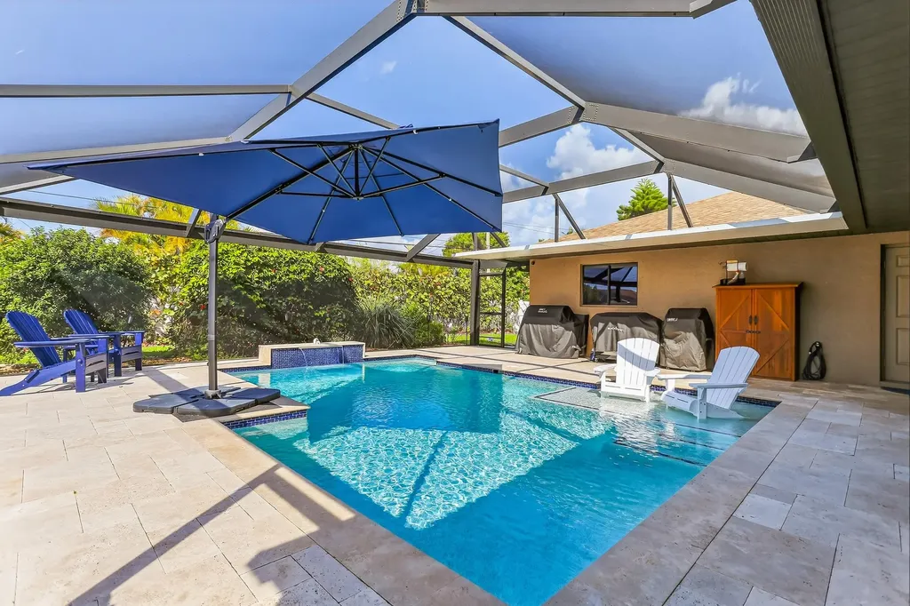 1425 SE 21st Terrace Cape Coral FL 33990