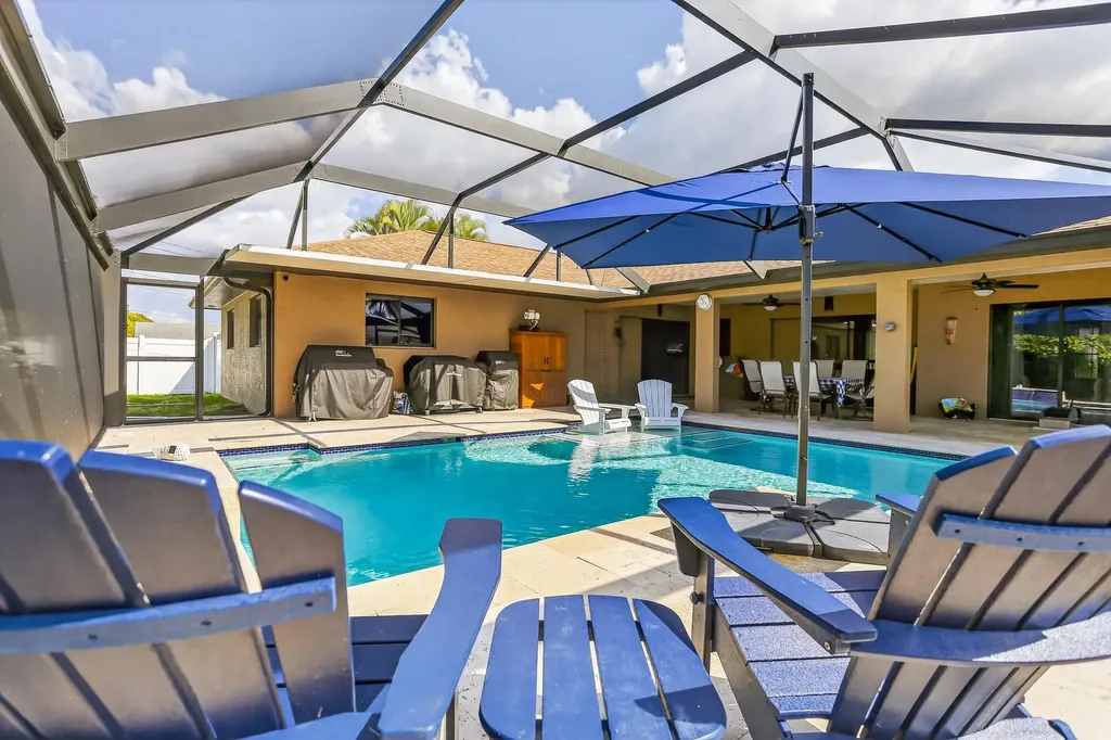 1425 SE 21st Terrace Cape Coral FL 33990
