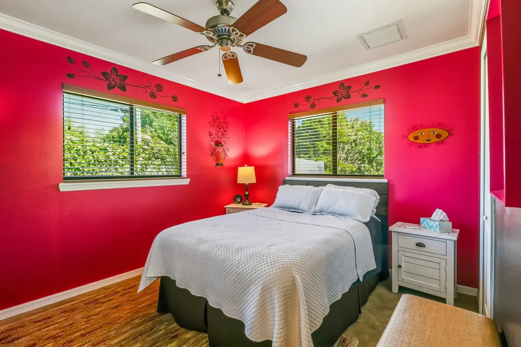 1425 SE 21st Terrace Cape Coral FL 33990