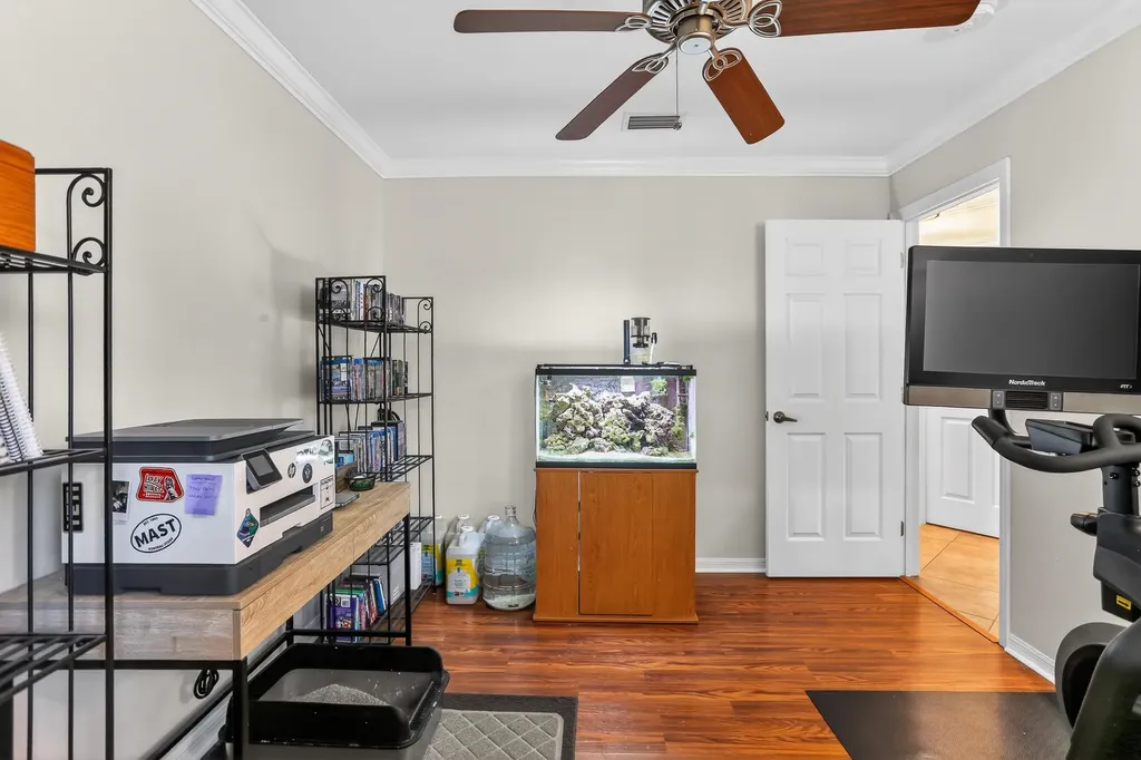 1425 SE 21st Terrace Cape Coral FL 33990