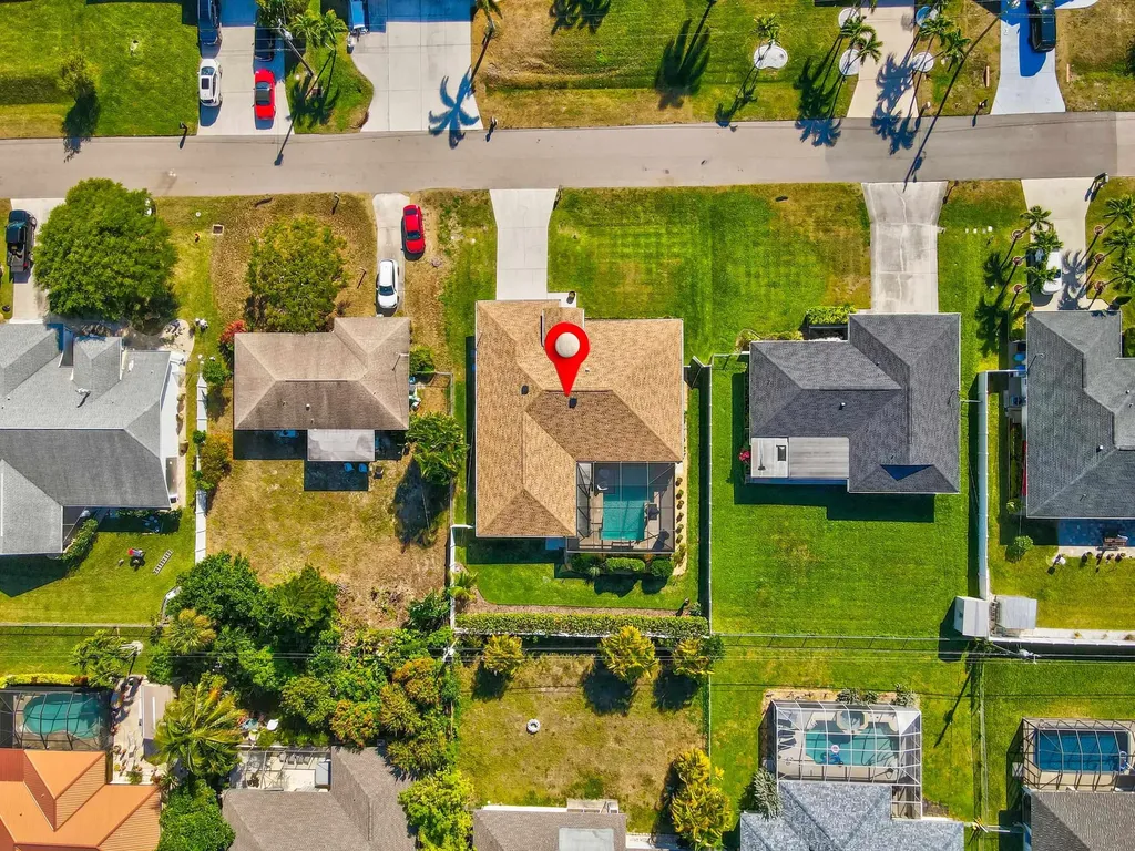 1425 SE 21st Terrace Cape Coral FL 33990