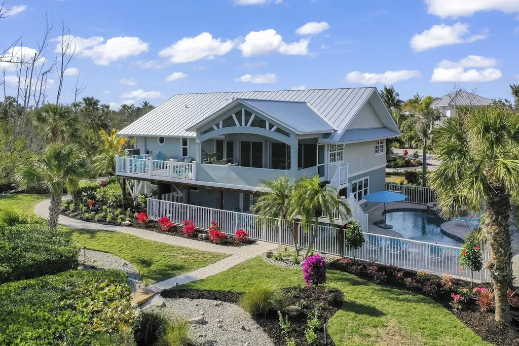 6407 Pine Avenue Sanibel FL 33957