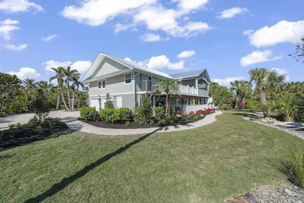 6407 Pine Avenue Sanibel FL 33957