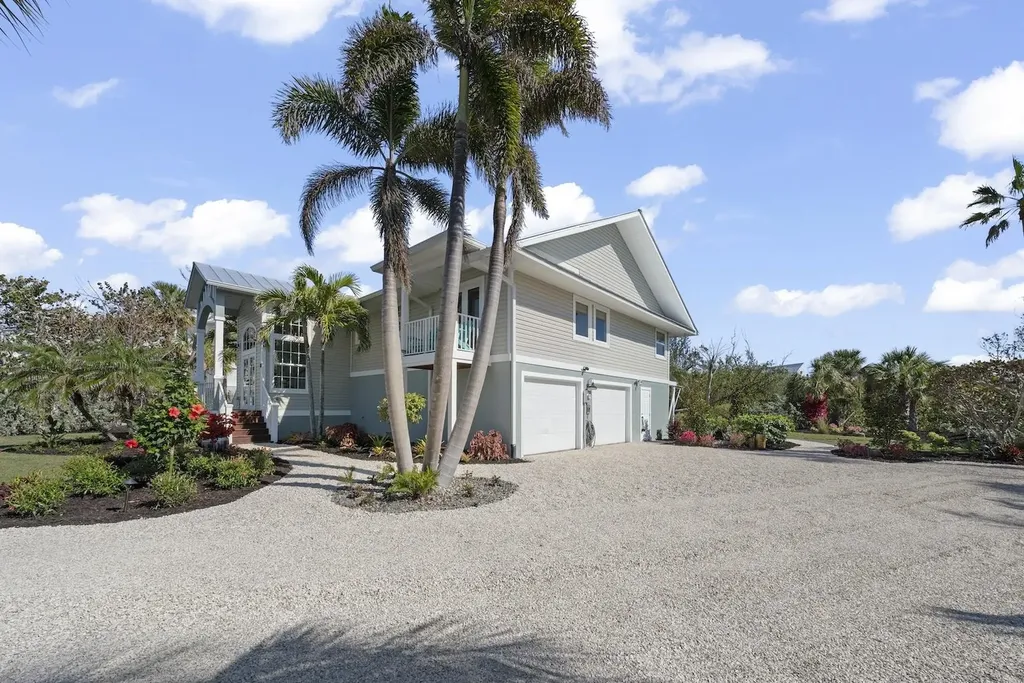6407 Pine Avenue Sanibel FL 33957