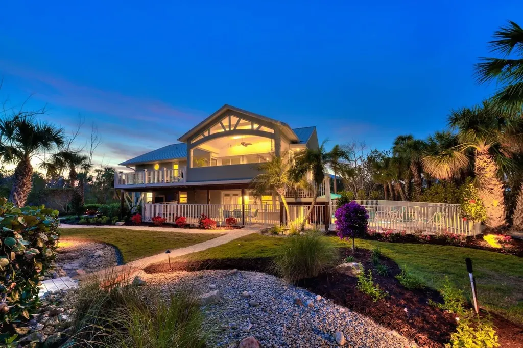 6407 Pine Avenue Sanibel FL 33957