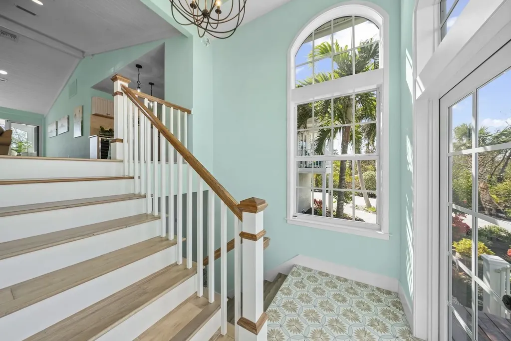 6407 Pine Avenue Sanibel FL 33957