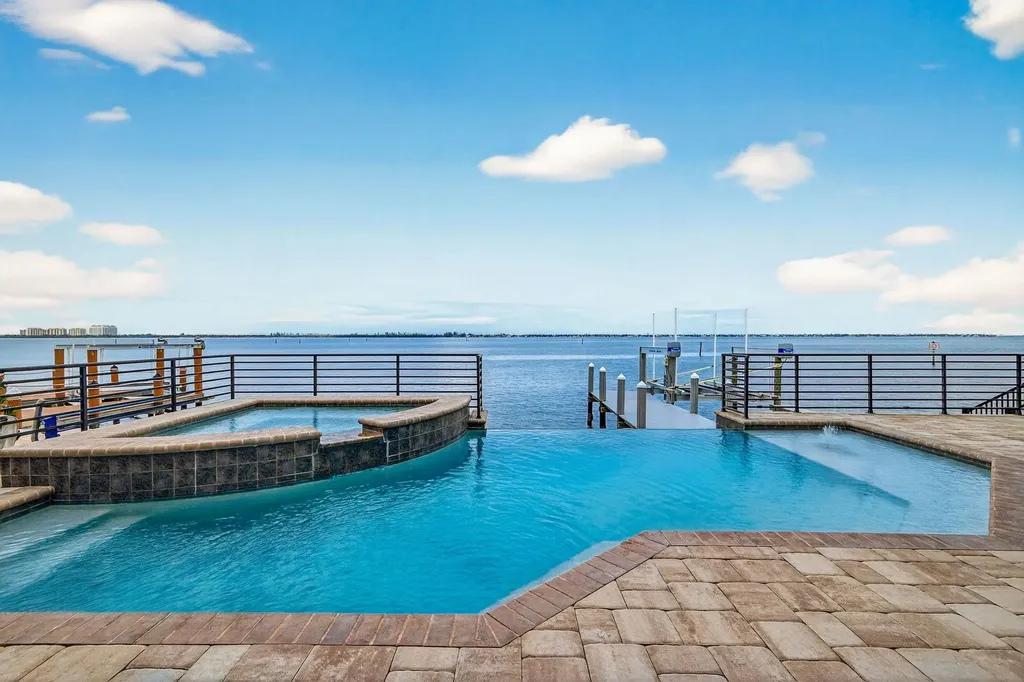 15411 Catalpa Cove Lane Fort Myers FL 33908