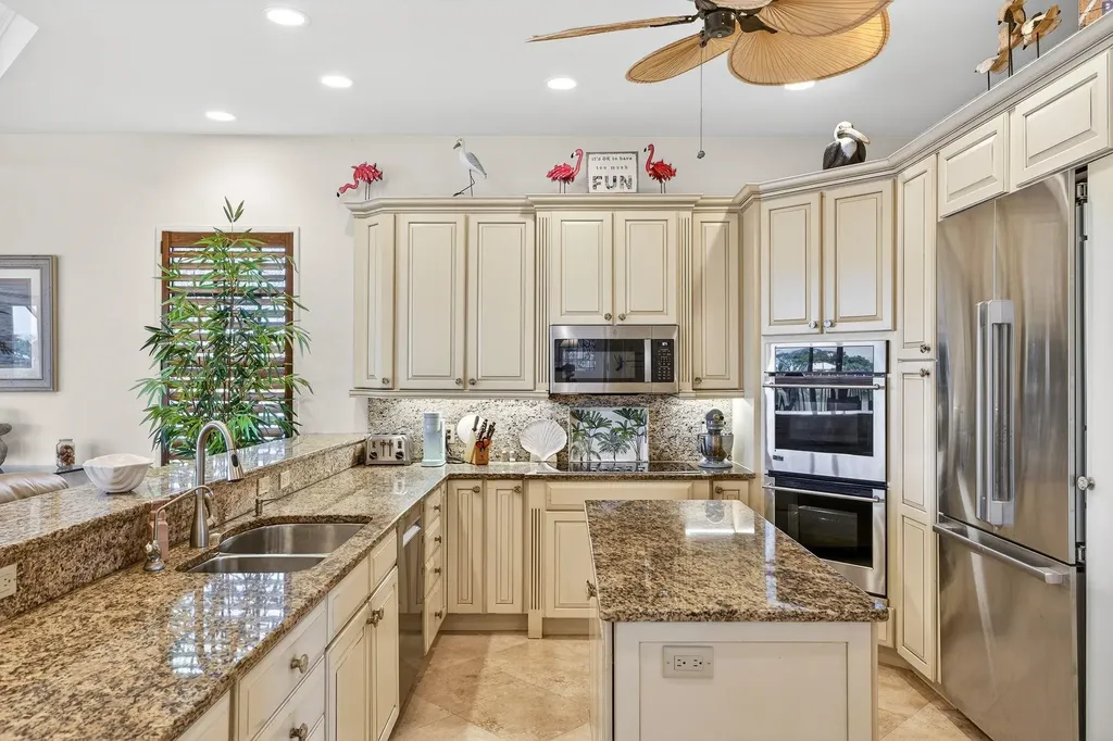 1490 Middle Gulf Drive Sanibel FL 33957