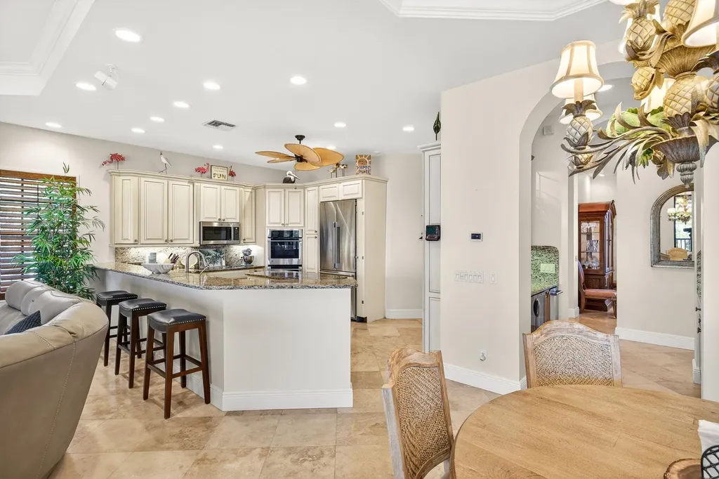 1490 Middle Gulf Drive Sanibel FL 33957