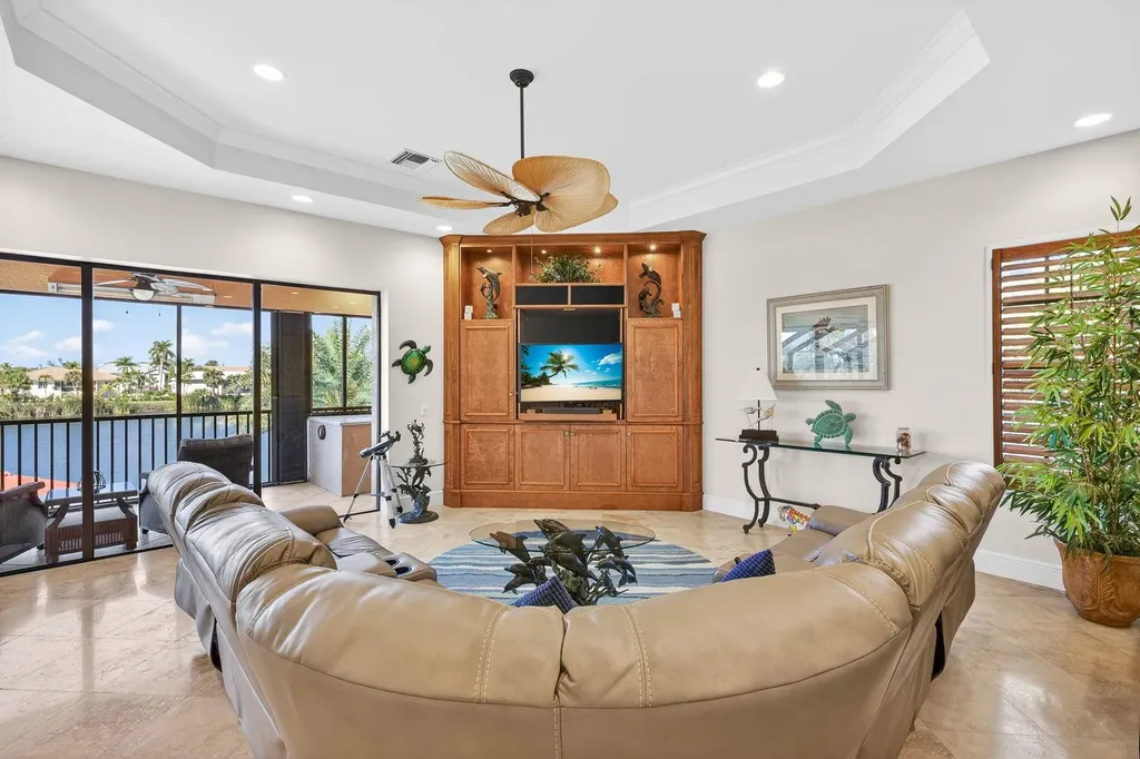 1490 Middle Gulf Drive Sanibel FL 33957