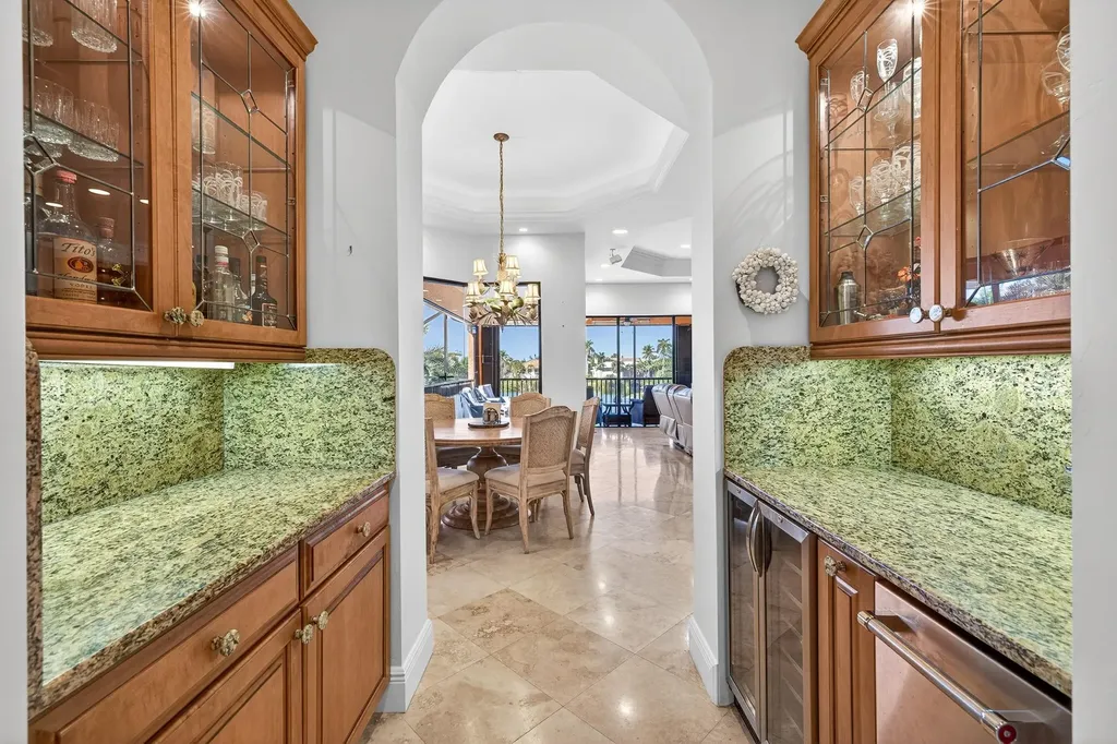 1490 Middle Gulf Drive Sanibel FL 33957