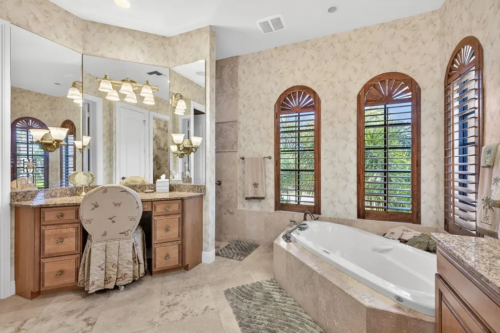 1490 Middle Gulf Drive Sanibel FL 33957