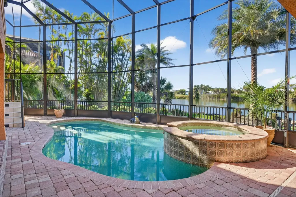 1490 Middle Gulf Drive Sanibel FL 33957