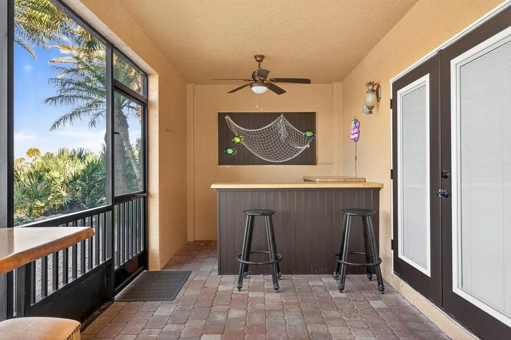 1490 Middle Gulf Drive Sanibel FL 33957