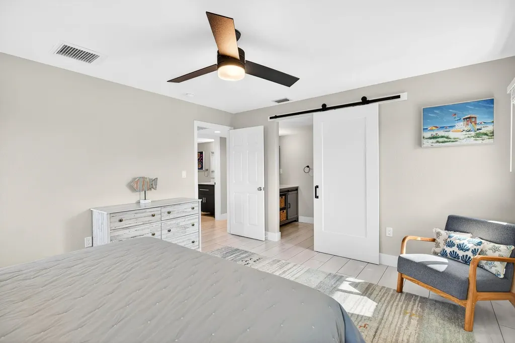 1341 Middle Gulf Drive Sanibel FL 33957