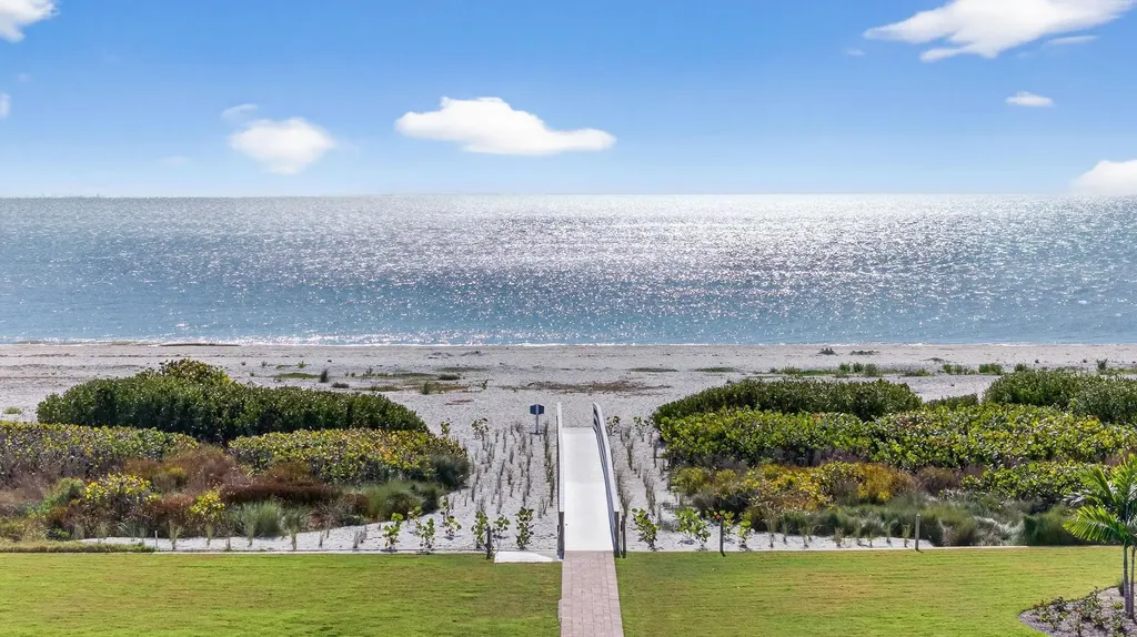 1341 Middle Gulf Drive Sanibel FL 33957