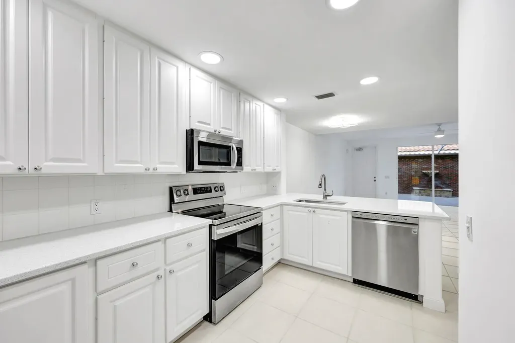 29072 Alessandria Circle Bonita Springs FL 34135