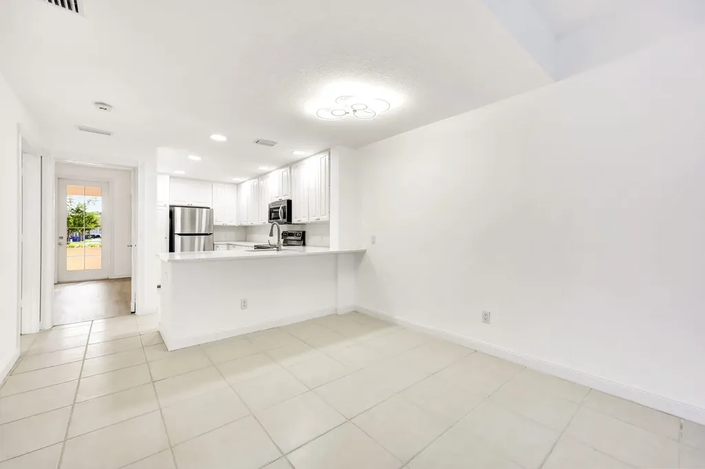 29072 Alessandria Circle Bonita Springs FL 34135