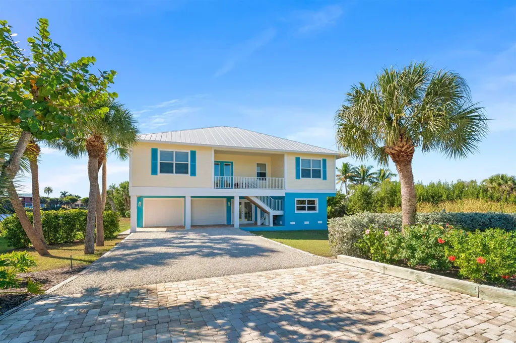 697 Spartina Court Sanibel FL 33957