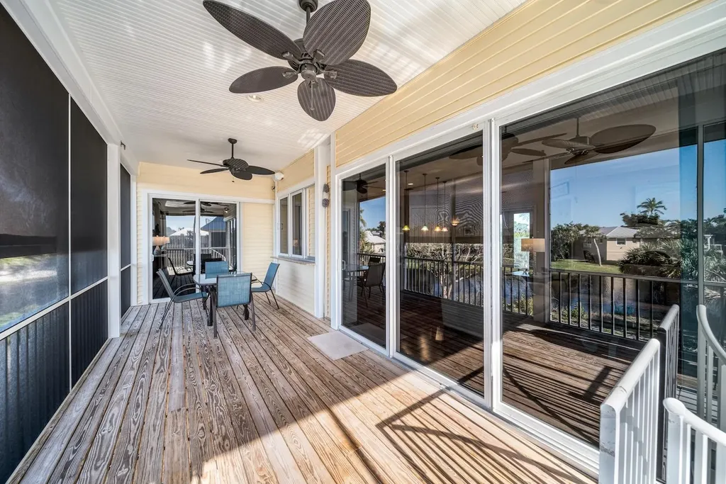 697 Spartina Court Sanibel FL 33957
