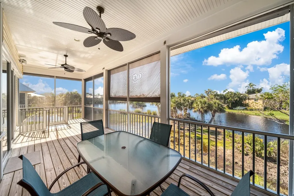 697 Spartina Court Sanibel FL 33957