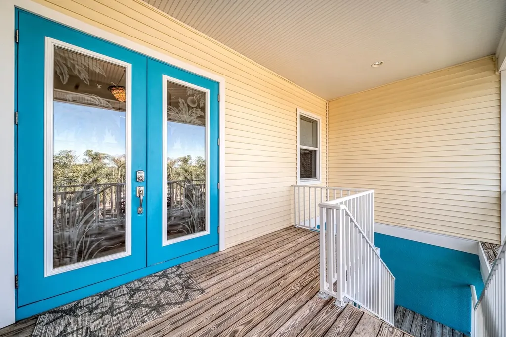 697 Spartina Court Sanibel FL 33957