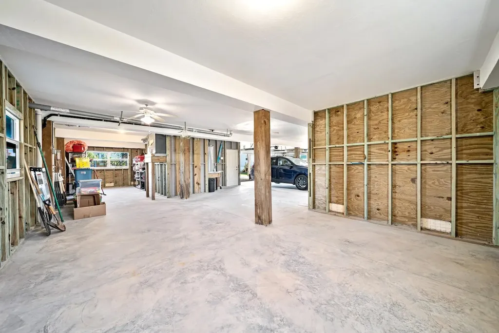 697 Spartina Court Sanibel FL 33957