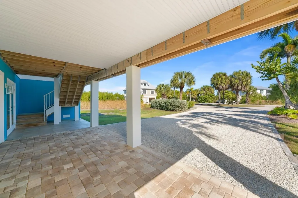 697 Spartina Court Sanibel FL 33957