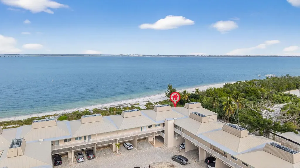 200 Periwinkle Way Sanibel FL 33957