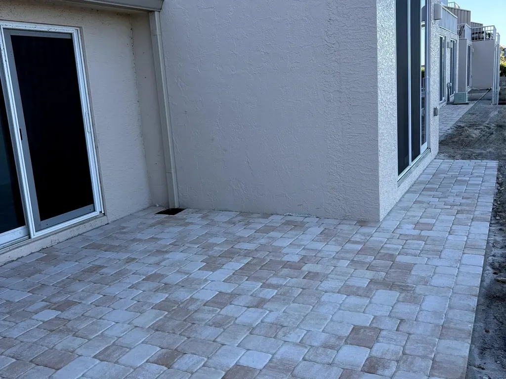 200 Periwinkle Way Sanibel FL 33957