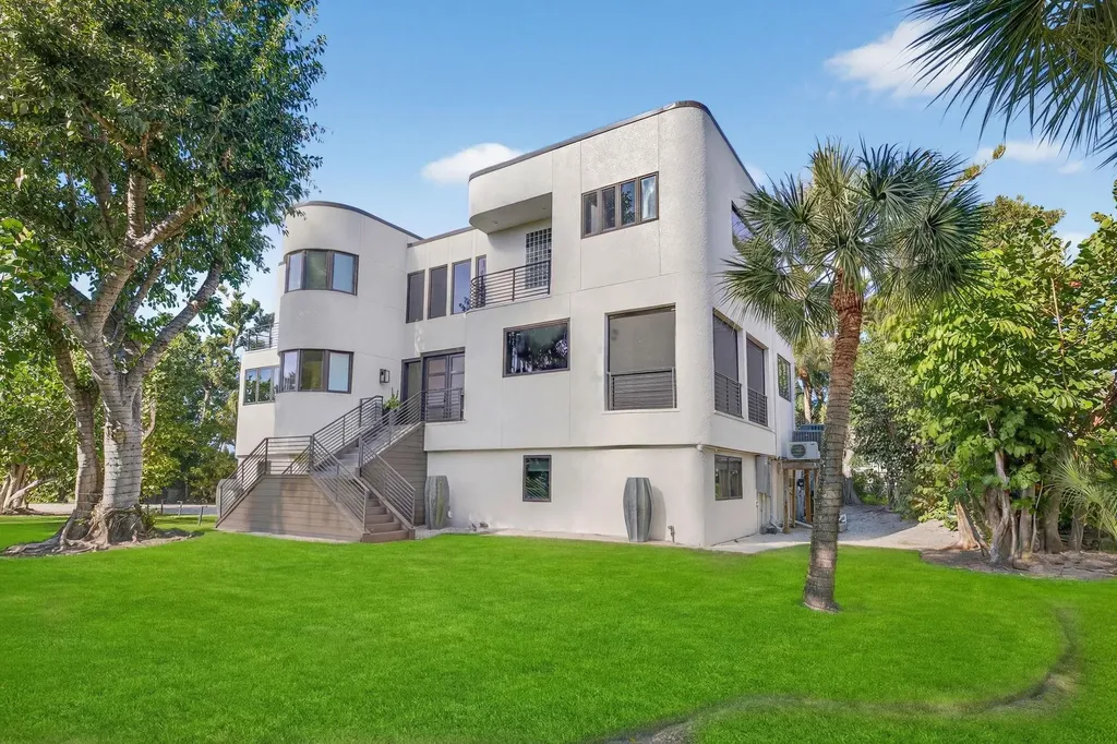 3400 W Gulf Drive Sanibel FL 33957