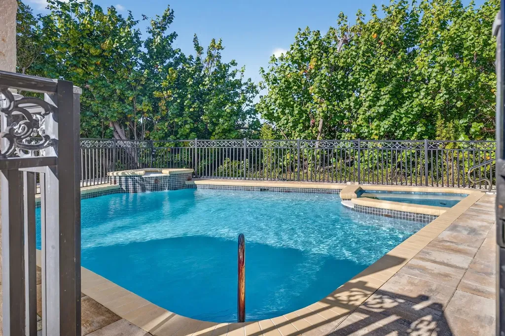 3400 W Gulf Drive Sanibel FL 33957