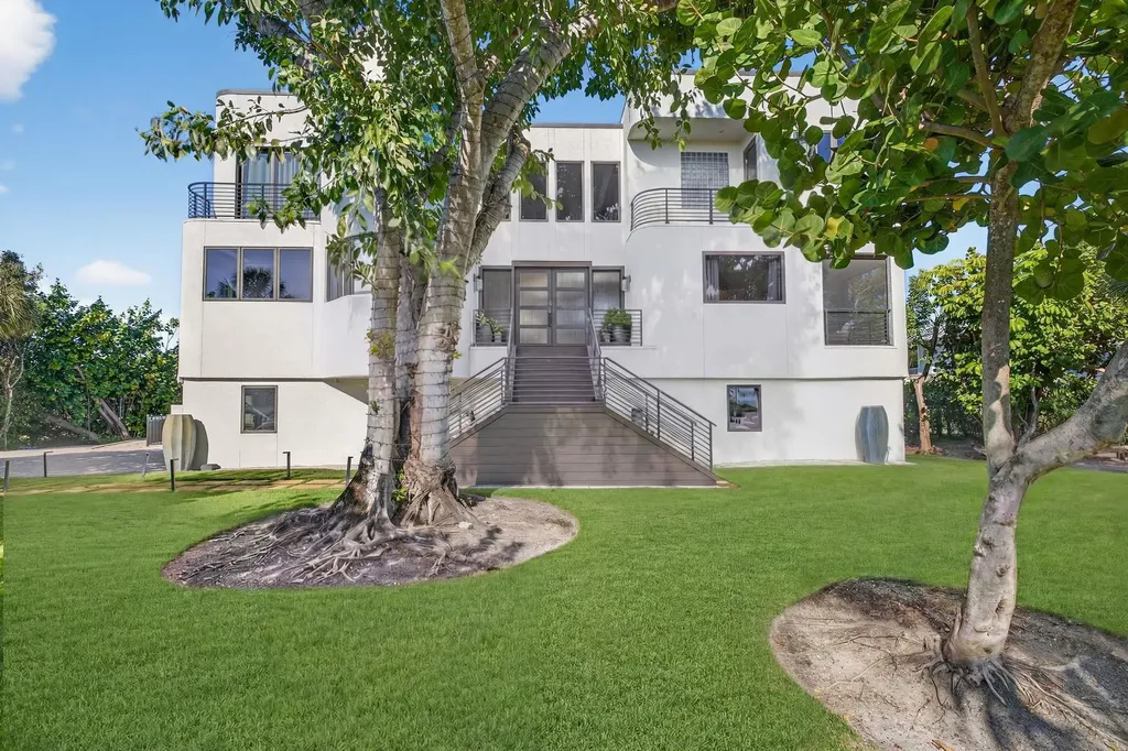 3400 W Gulf Drive Sanibel FL 33957