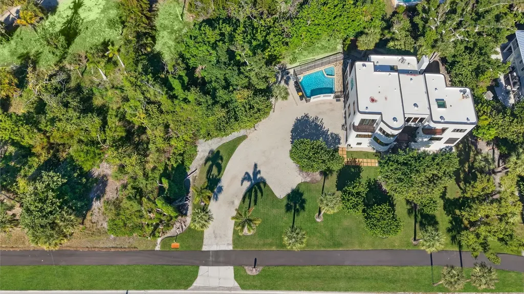 3400 W Gulf Drive Sanibel FL 33957