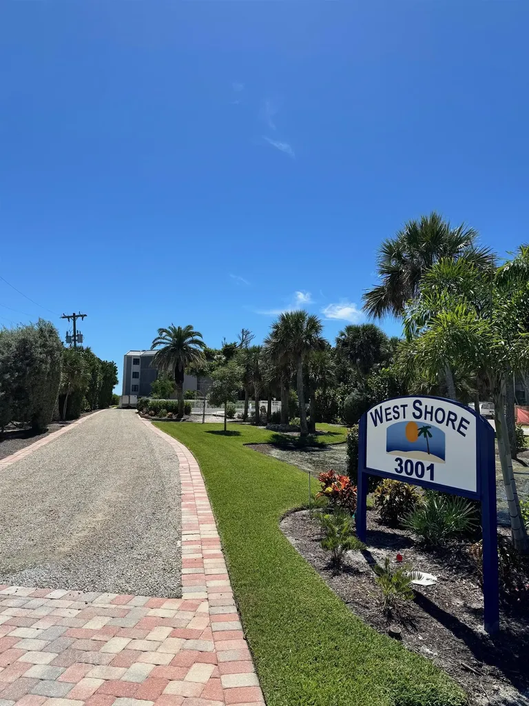 3001 W Gulf Drive Sanibel FL 33957