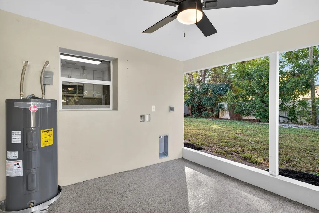 2230 Aldridge Avenue Fort Myers FL 33907