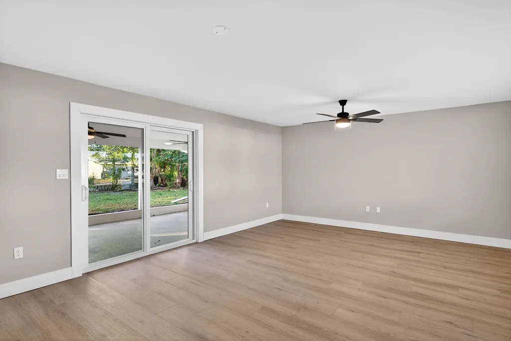 2230 Aldridge Avenue Fort Myers FL 33907