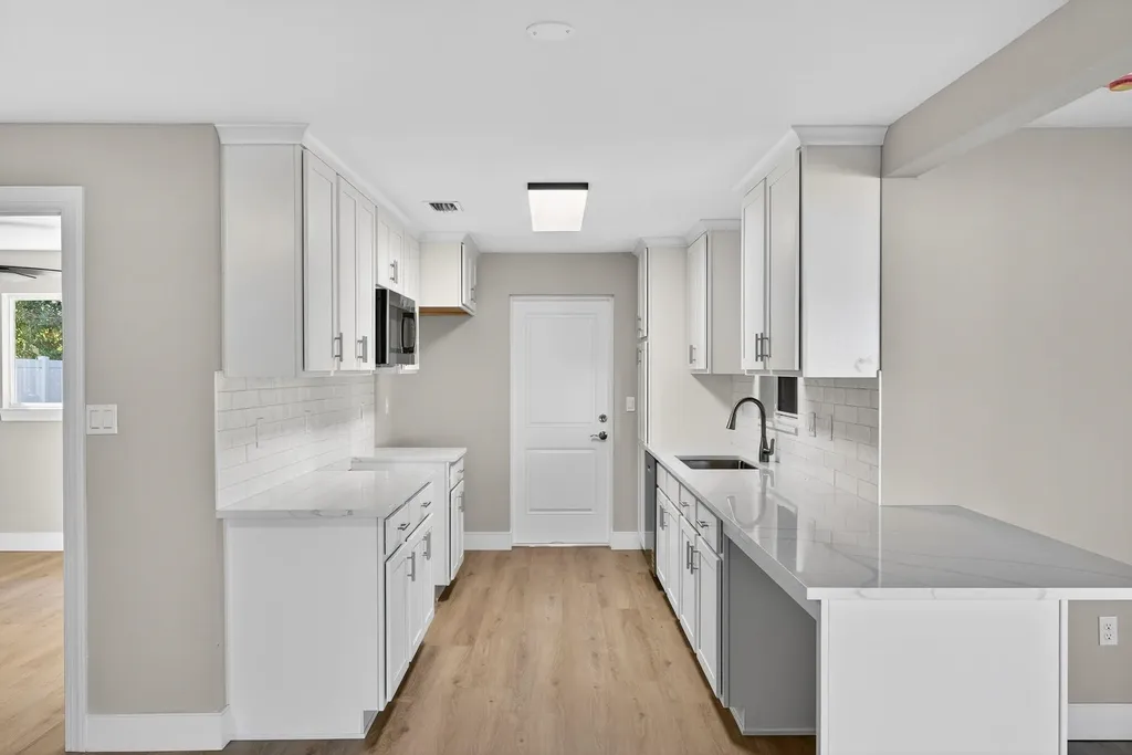 2230 Aldridge Avenue Fort Myers FL 33907