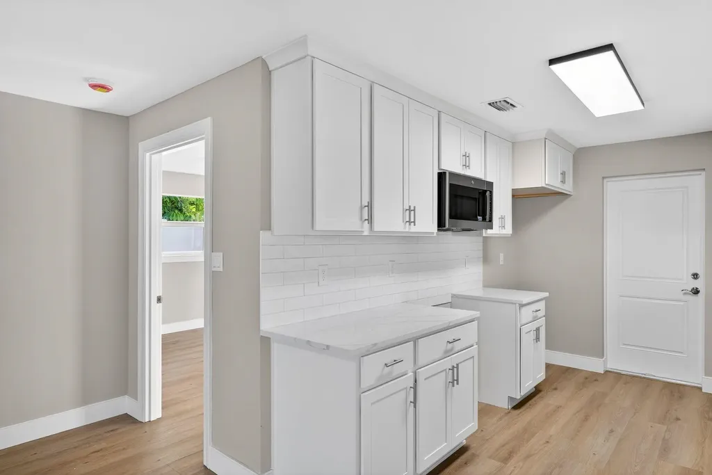 2230 Aldridge Avenue Fort Myers FL 33907