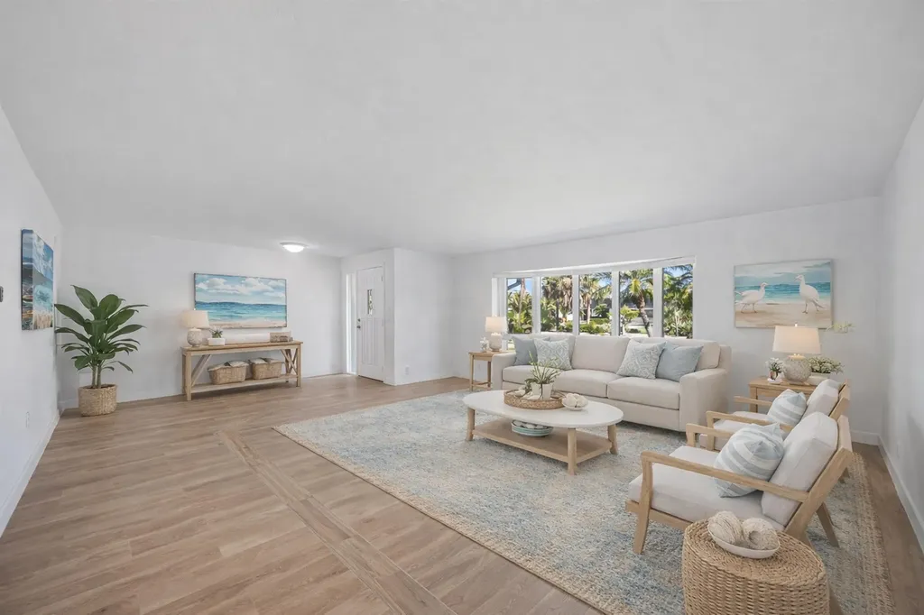 1019 Lindgren Boulevard Sanibel FL 33957