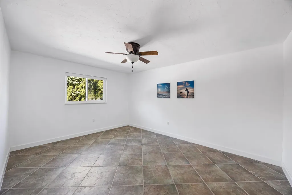 1019 Lindgren Boulevard Sanibel FL 33957