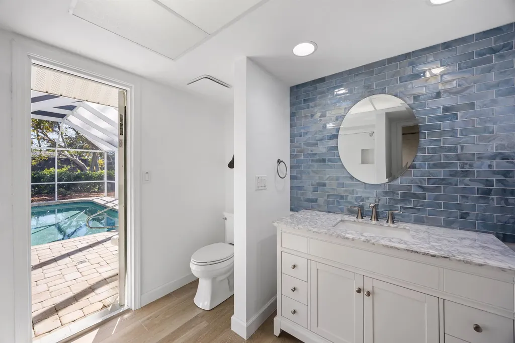 1019 Lindgren Boulevard Sanibel FL 33957