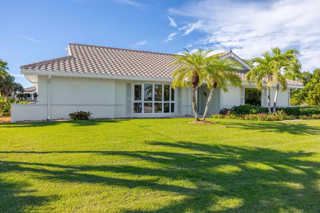 1019 Lindgren Boulevard Sanibel FL 33957