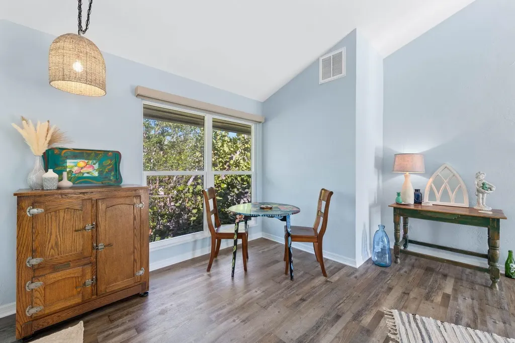 6092 Sanibel Captiva Road Sanibel FL 33957