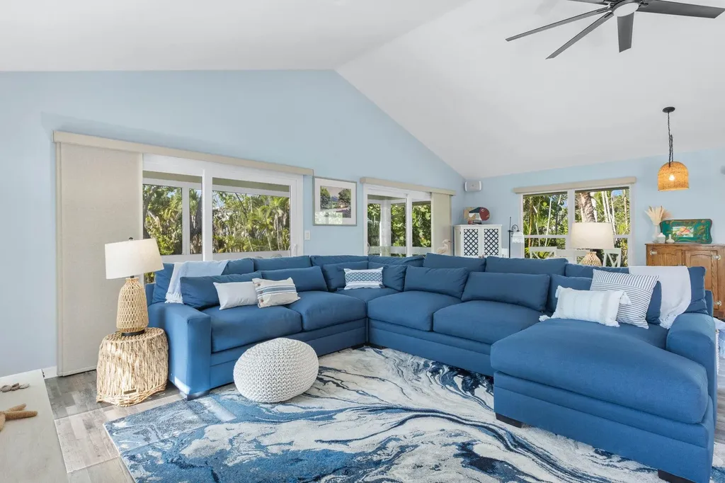 6092 Sanibel Captiva Road Sanibel FL 33957