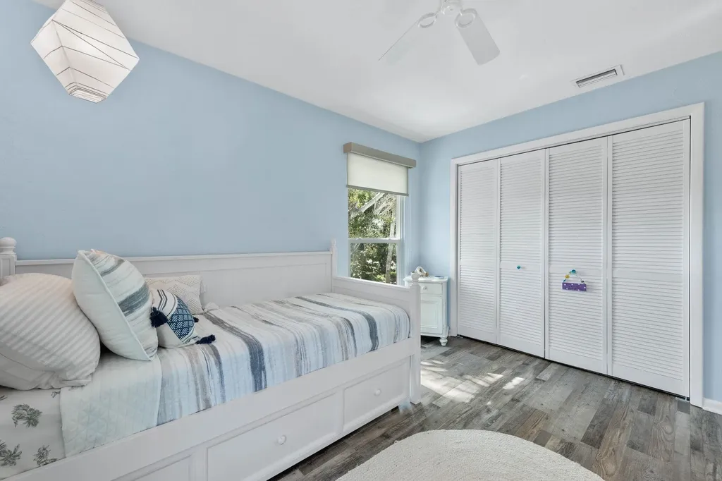 6092 Sanibel Captiva Road Sanibel FL 33957