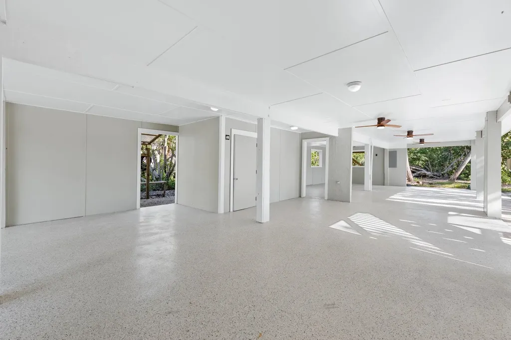 6092 Sanibel Captiva Road Sanibel FL 33957