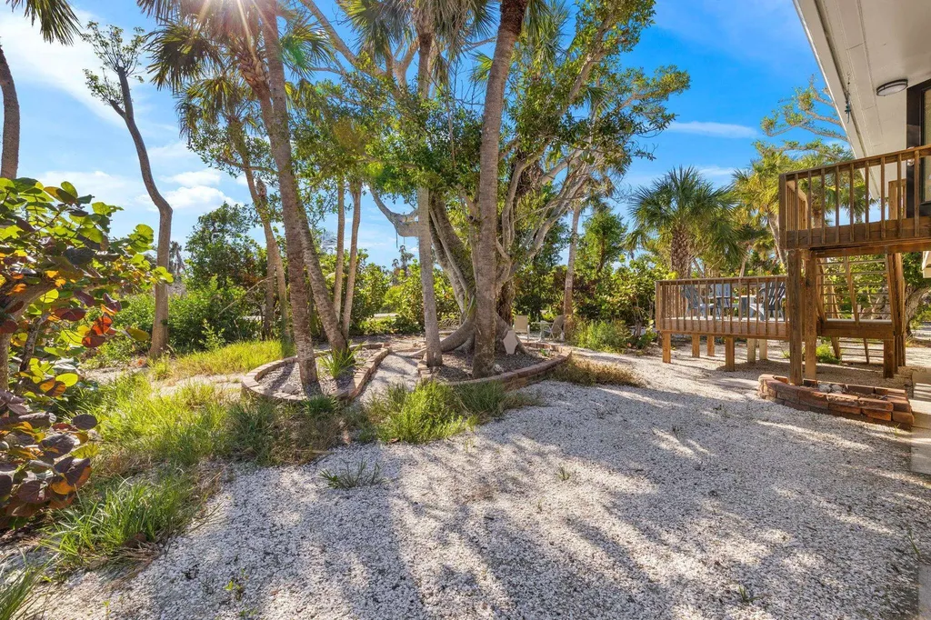 6092 Sanibel Captiva Road Sanibel FL 33957